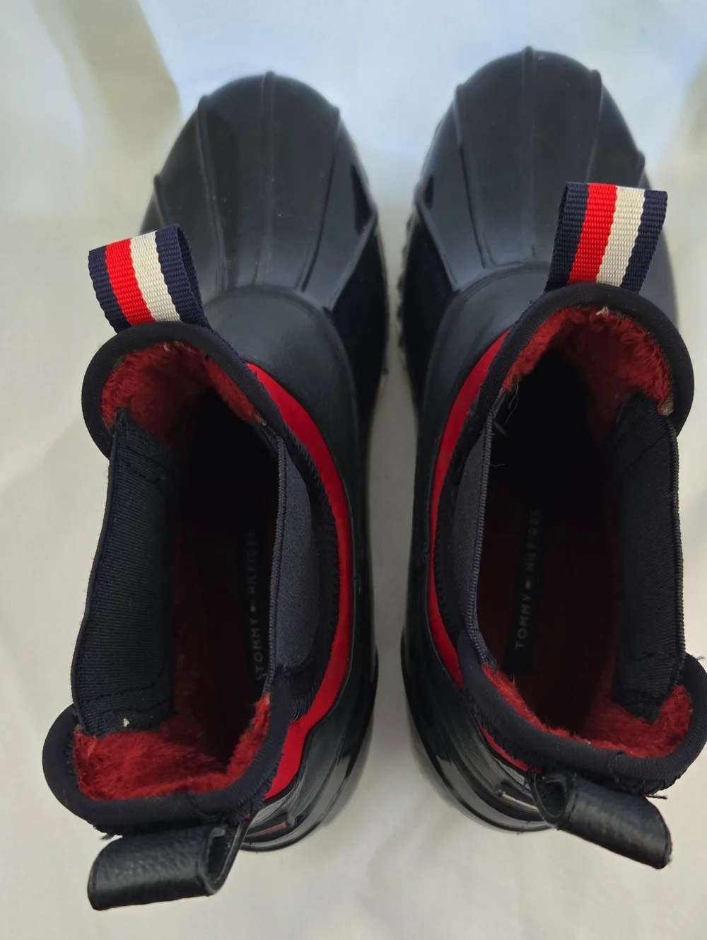 Tommy Hilfiger Women's Navy & Red Chelsea Duck Rain Boots Size 9 Waterproof